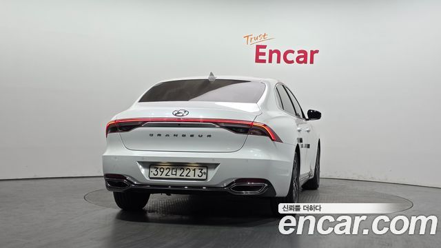 Hyundai Grandeur 2022 — photo 4