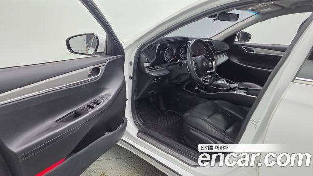 Hyundai Grandeur 2022 — photo 13