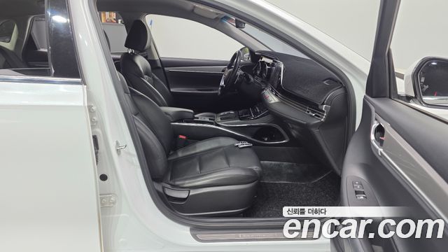 Hyundai Grandeur 2022 — photo 17