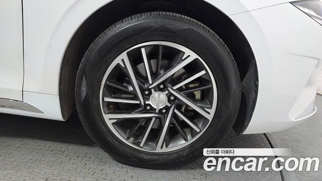Hyundai Grandeur 2022 — photo 7