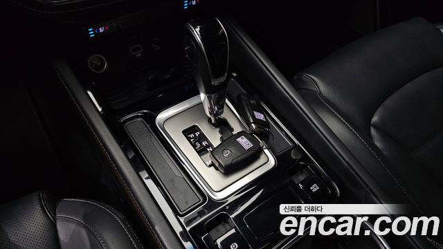 KG Mobility Rexton 2018 — photo 9