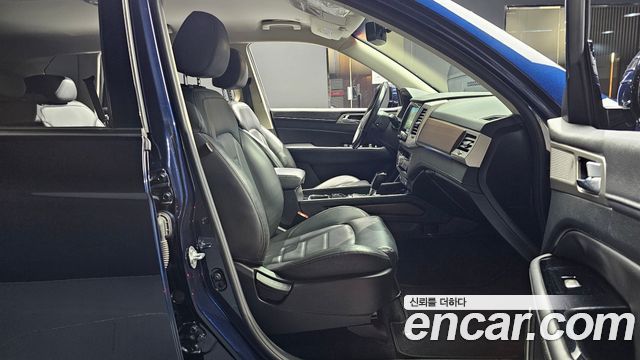 KG Mobility Rexton 2018 — photo 11