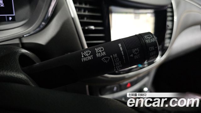 Chevrolet Korea Trax 2018 — photo 16