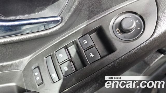 Chevrolet Korea Trax 2018 — photo 31