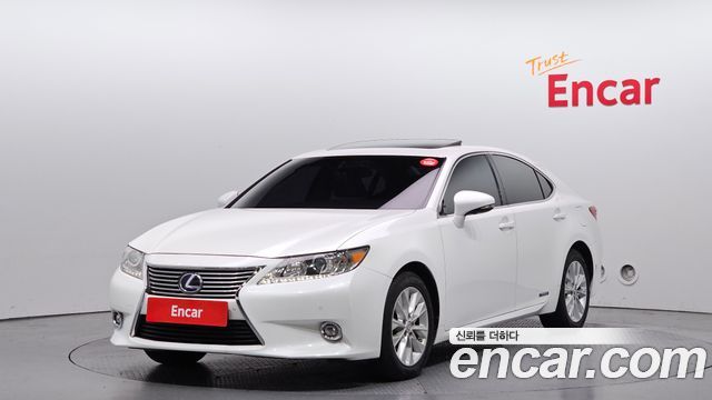 Lexus ES 2014 — photo 1