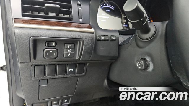 Lexus ES 2014 — photo 15