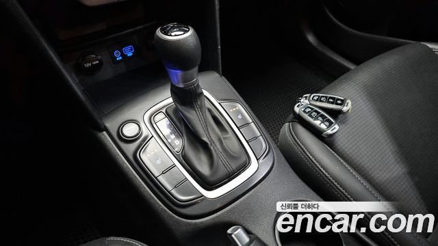 Hyundai Kona 2018 — photo 12