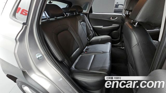 Hyundai Kona 2018 — photo 17