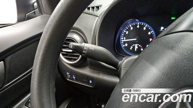 Hyundai Kona 2018 — photo 24