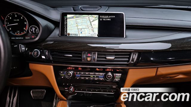 BMW X6 2015 — photo 13