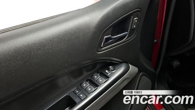 Chevrolet Korea Colorado 2020 — photo 17