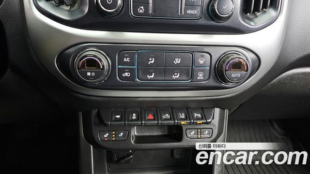 Chevrolet Korea Colorado 2020 — photo 19