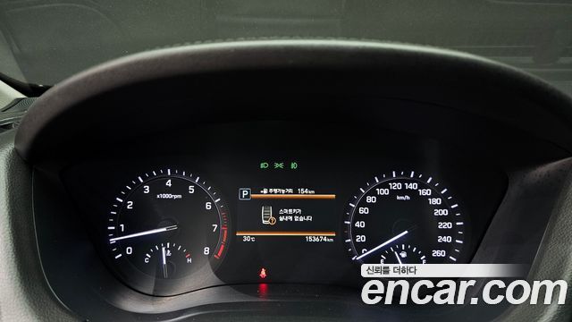 Genesis G80 2018 — photo 8