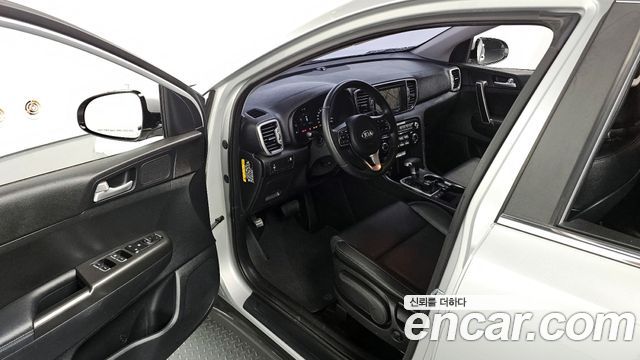 Kia Sportage 2017 — photo 10