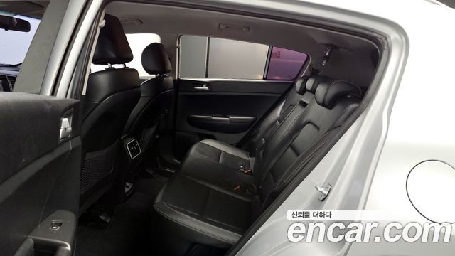Kia Sportage 2017 — photo 12