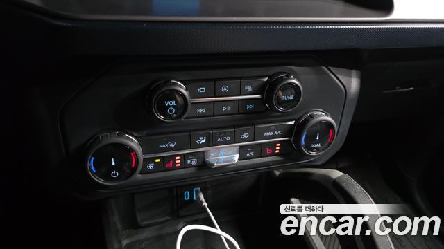 Ford Bronco 2022 — photo 23