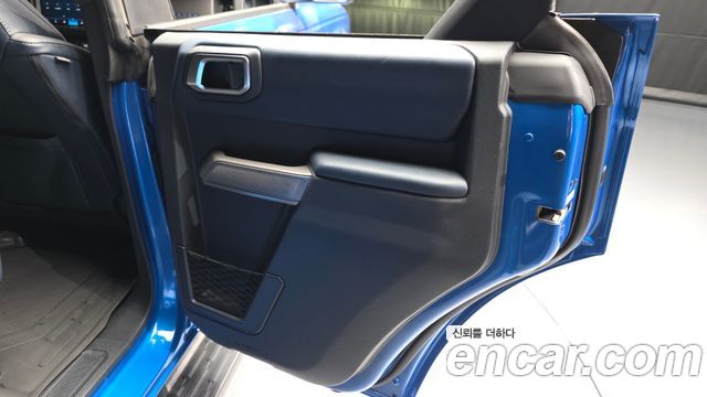 Ford Bronco 2022 — photo 15