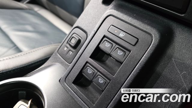 Ford Bronco 2022 — photo 30