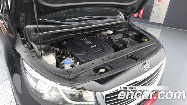 Kia Canival 2017 — photo 6