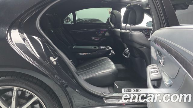 Mercedes-Benz S-Class 2017 — photo 12