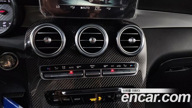 Mercedes-Benz GLC-Class 2019 — photo 13