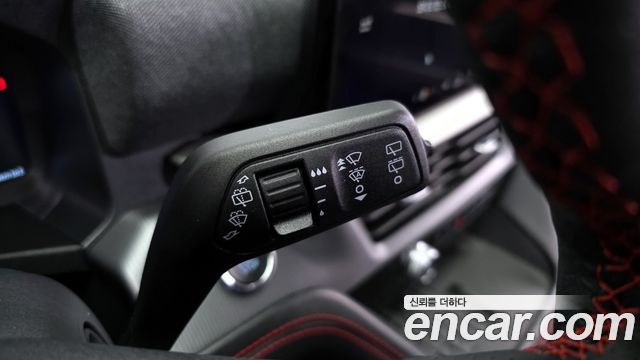 Ford Explorer 2025 — photo 24
