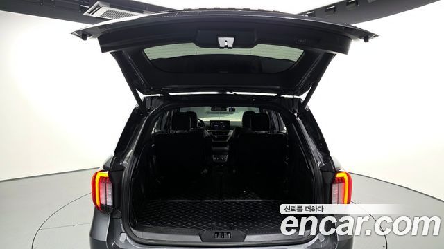Ford Explorer 2025 — photo 26