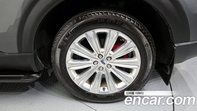 Ford Explorer 2025 — photo 7