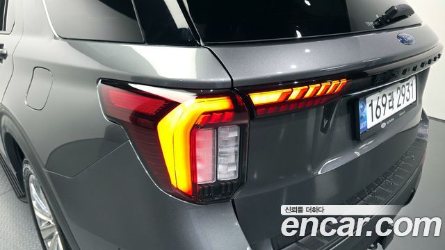 Ford Explorer 2025 — photo 9