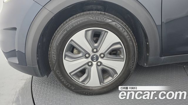 Kia Niro 2018 — photo 5