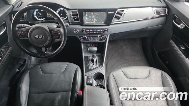 Kia Niro 2018 — photo 7