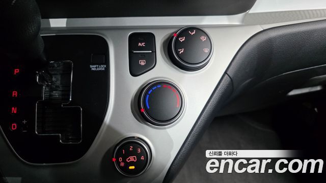 Kia RAY 2022 — photo 16