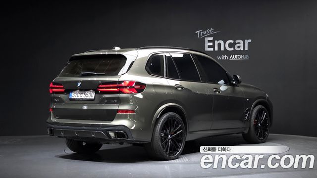 BMW X5 2025 — photo 2
