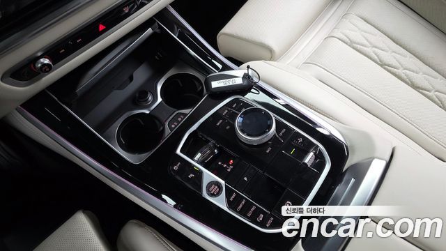 BMW X5 2025 — photo 12