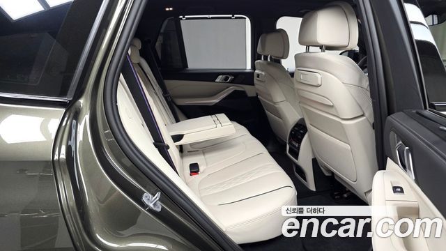 BMW X5 2025 — photo 17