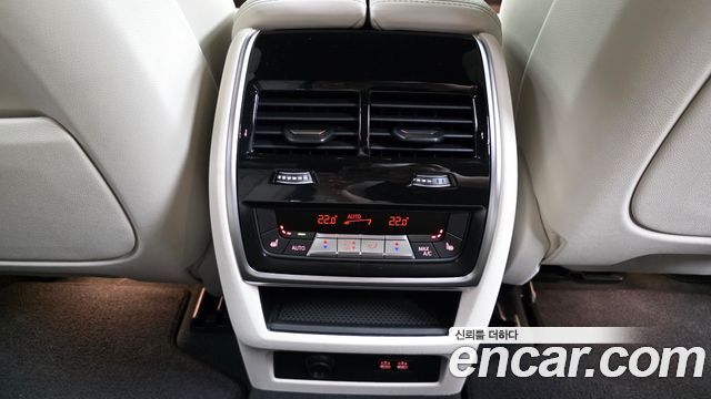 BMW X5 2025 — photo 28