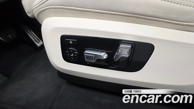 BMW X5 2025 — photo 31
