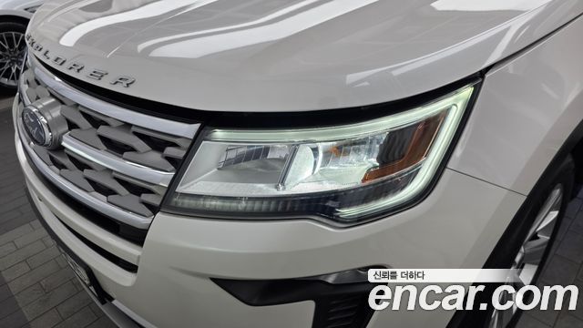 Ford Explorer 2018 — photo 8