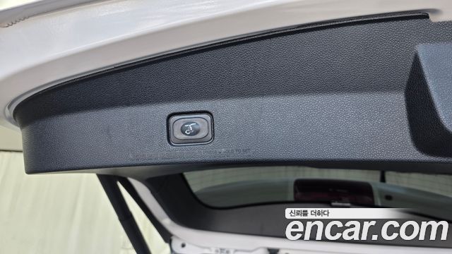 Ford Explorer 2018 — photo 33