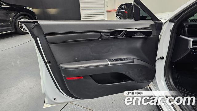 Hyundai Grandeur 2023 — photo 14