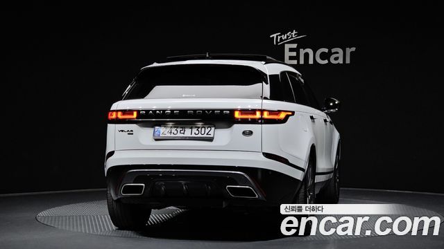 Land Rover Range Rover Velar 2022 — photo 4