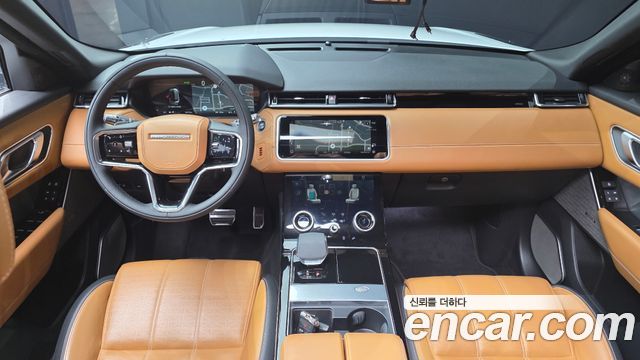 Land Rover Range Rover Velar 2022 — photo 10