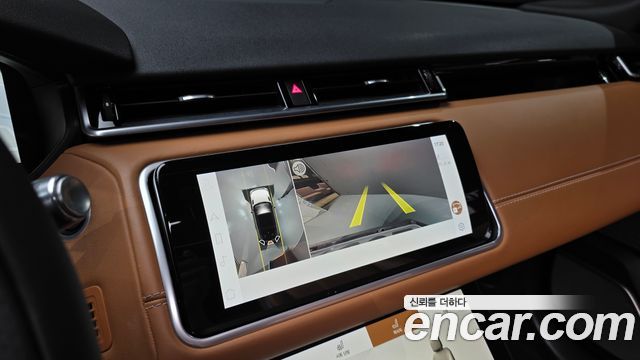 Land Rover Range Rover Velar 2022 — photo 21