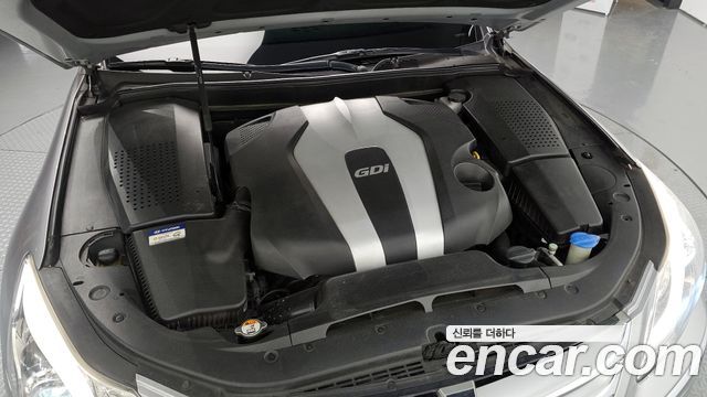 Hyundai Genesis 2013 — photo 6