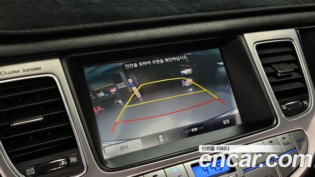 Hyundai Genesis 2013 — photo 16