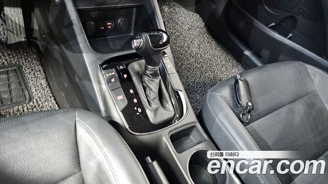 Kia K3 2017 — photo 12