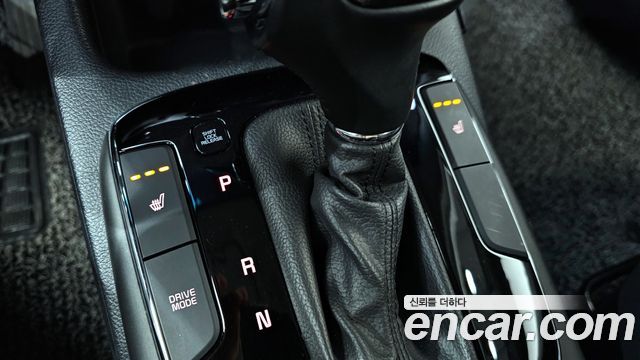 Kia K3 2017 — photo 28