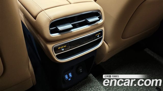 Genesis GV80 2022 — photo 17