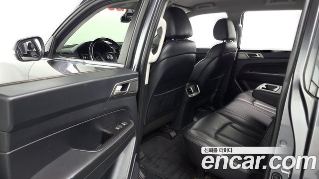 KG Mobility Rexton 2019 — photo 11