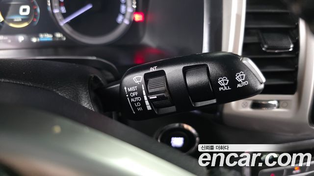 KG Mobility Rexton 2019 — photo 19